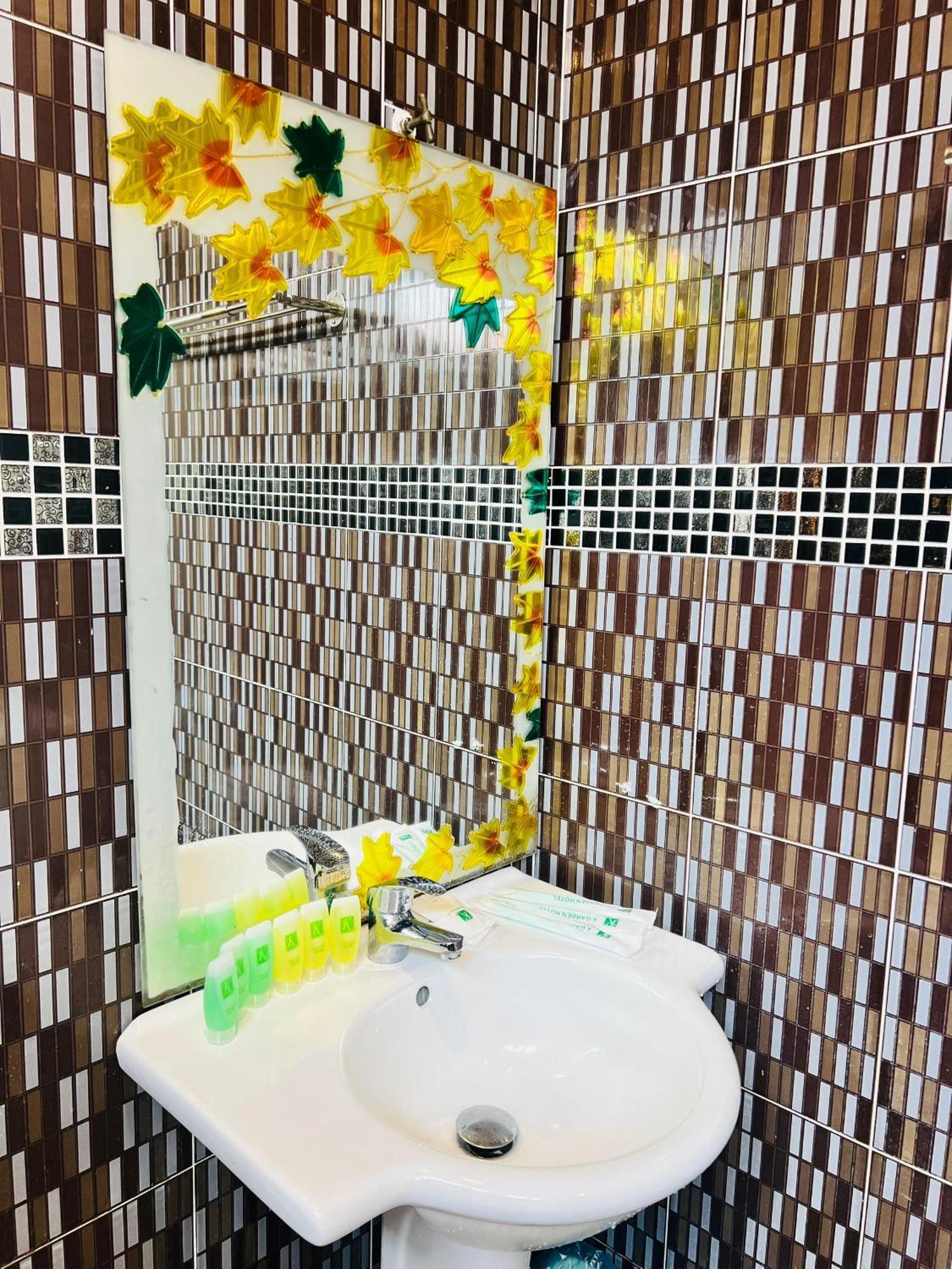 K Garden Hotel スンガイ・プタニ エクステリア 写真