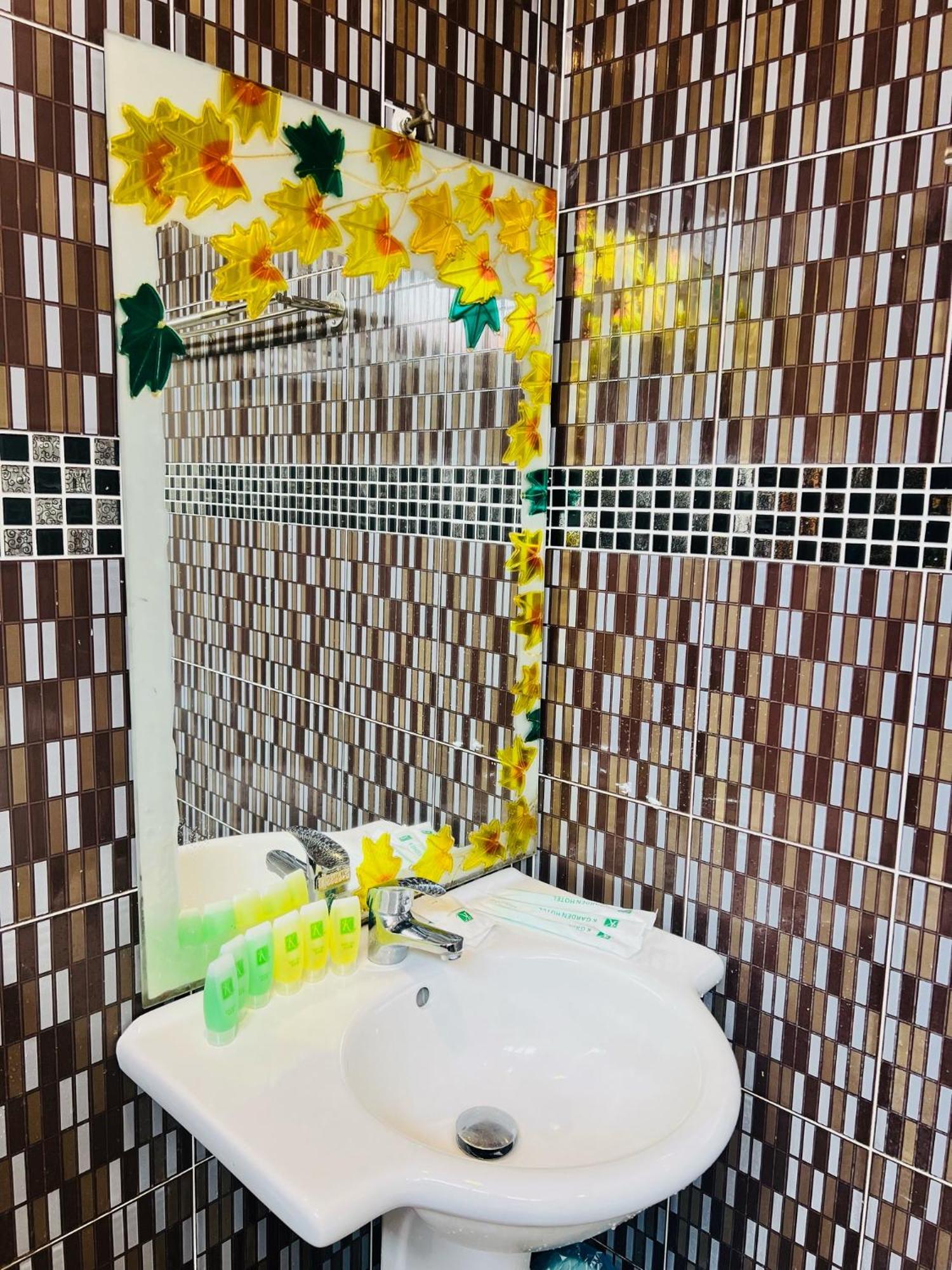 K Garden Hotel スンガイ・プタニ エクステリア 写真